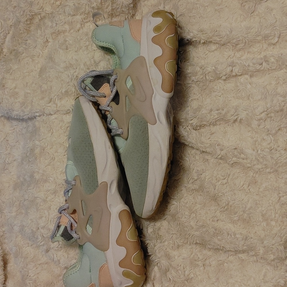 Women Nike Shoes